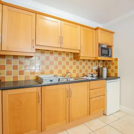 Holiday home 68 - Large Townhouse With Parking By Shortstays